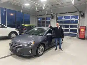 Avis client: Hyundai Elantra 2020 financé avec Prêt Auto Partez