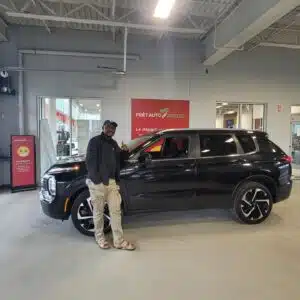 Avis client: Mitsubishi Outlander 2022 financé avec Prêt Auto Partez