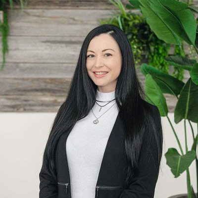 Isabelle Paradis - Analyste de crédit